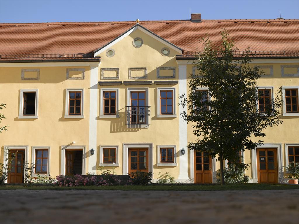 Hôtel Gastehaus Im Weingut Schloss Proschwitz à Meissen Extérieur photo
