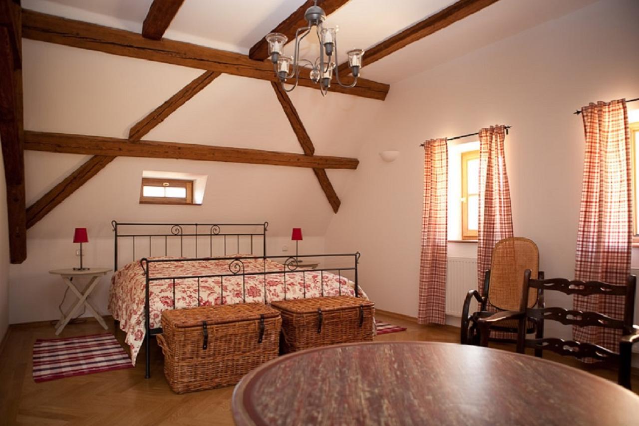 Hôtel Gastehaus Im Weingut Schloss Proschwitz à Meissen Extérieur photo